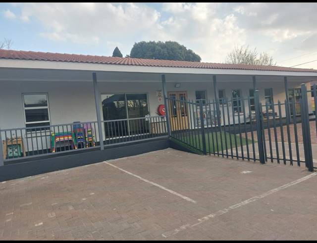 1,043M² INDUSTRIAL YARD TO LET IN VAALPARK